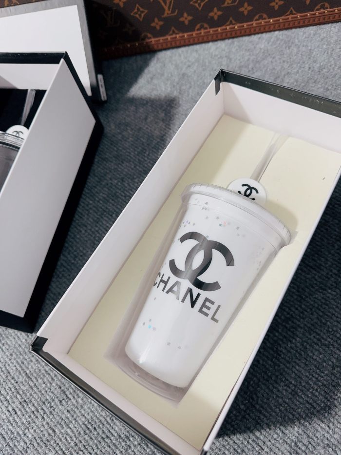 Chanel Cup 002