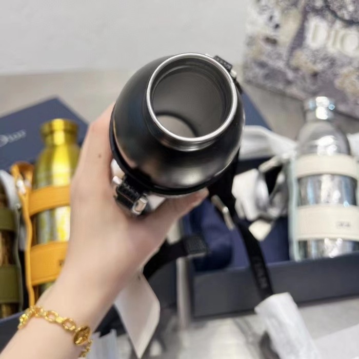 Dior Cup 004