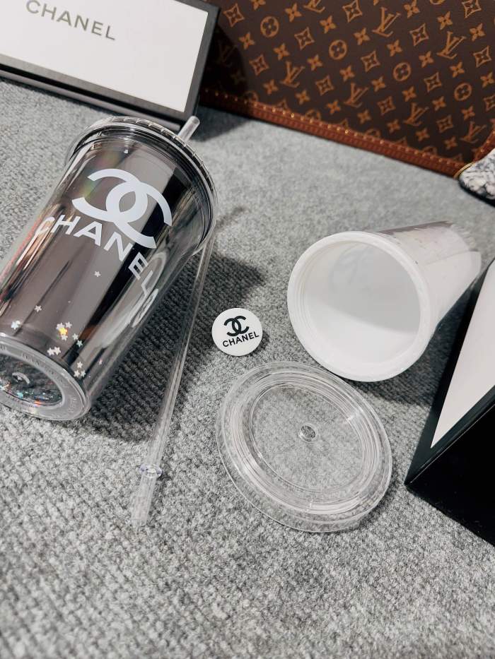 Chanel Cup 002