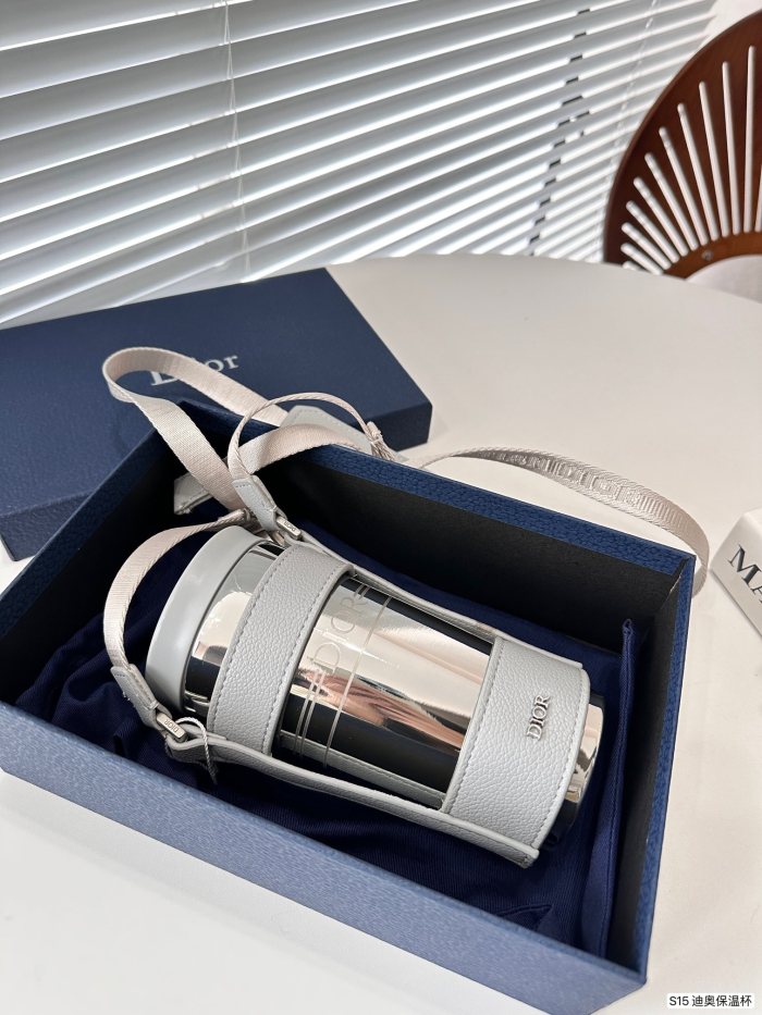 Dior Cup 006