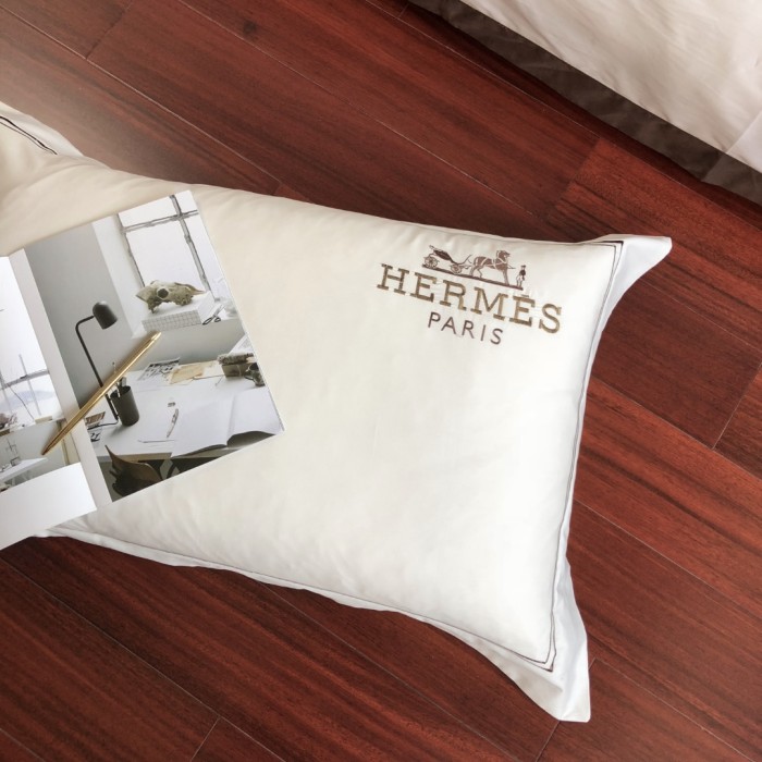 Hermes Bedding 002