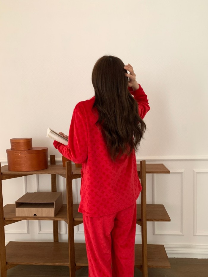 LV Loungewear 003