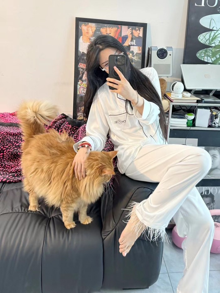 Chanel Loungewear 001