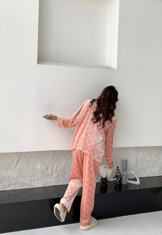 Gucci Loungewear 002