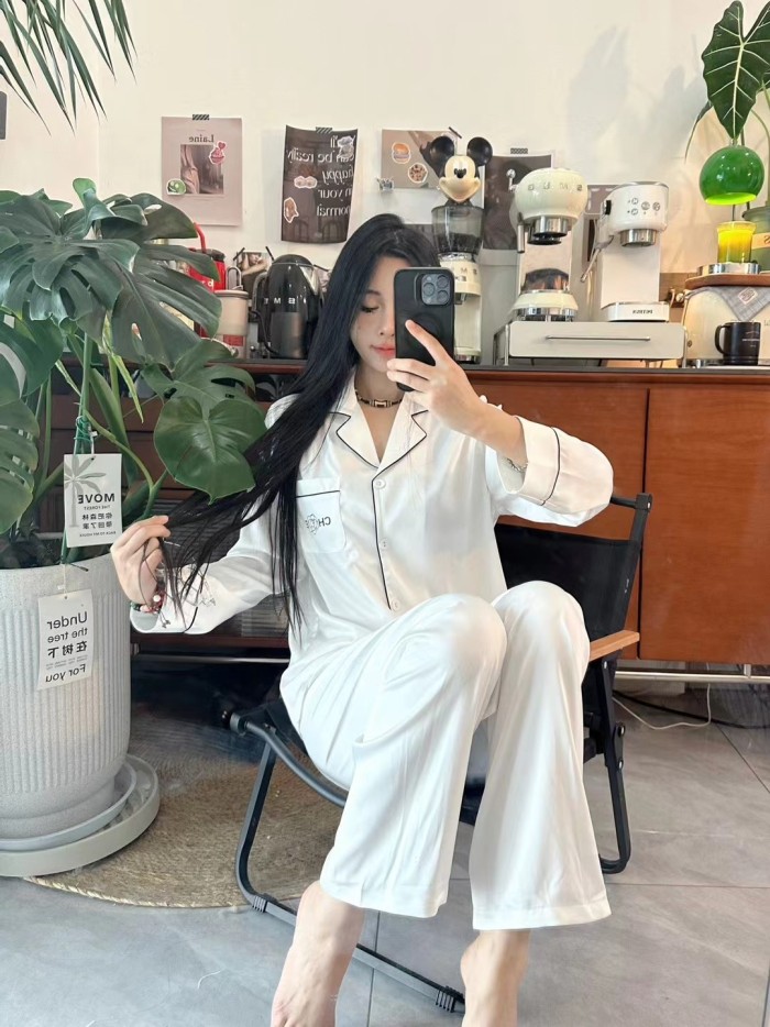 Chanel Loungewear 001