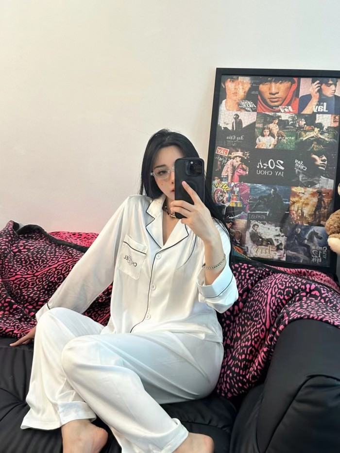 Chanel Loungewear 001
