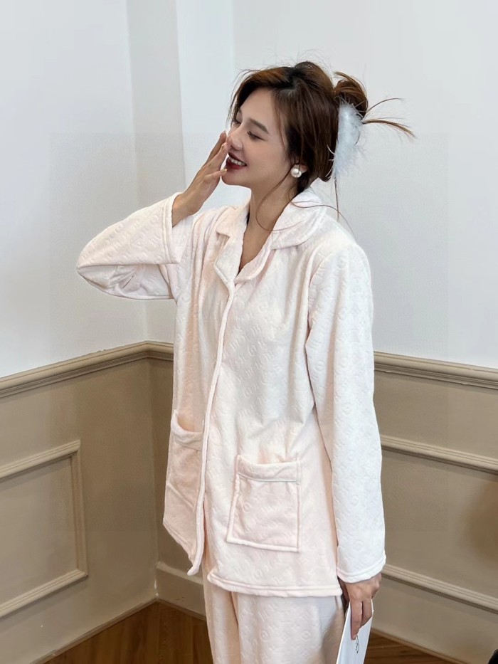 LV Loungewear 005