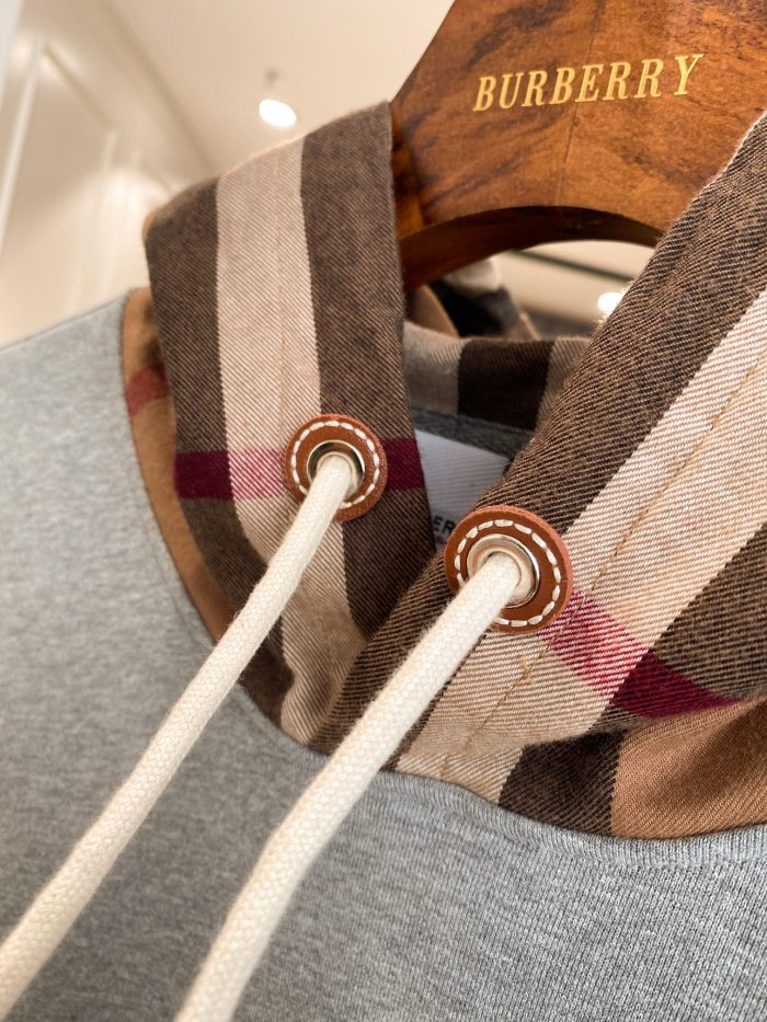 Burberry Sweatshirts 016