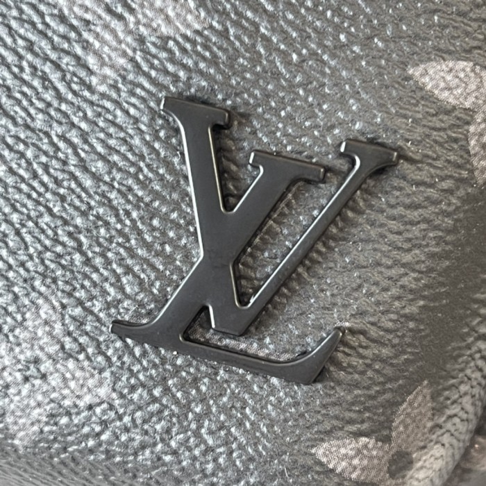 LV Avenue Slingbag M47137 LM031 33cm