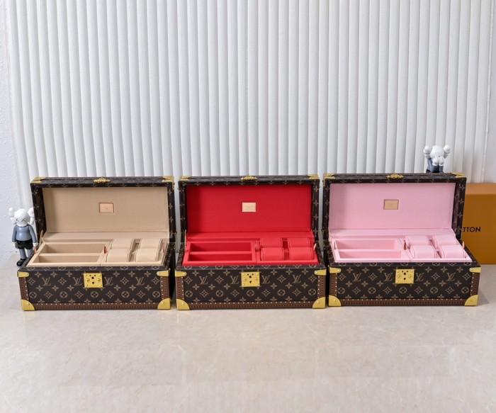 LV Coffret Accessoires Trunk M20209 LM064 38cm