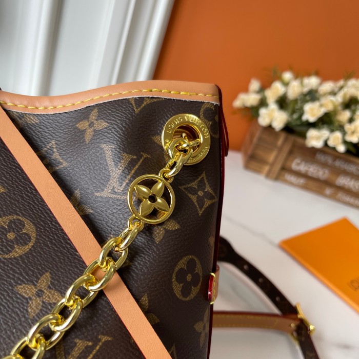 LV CarryAll BB Handbag M13014 LM051 26cm