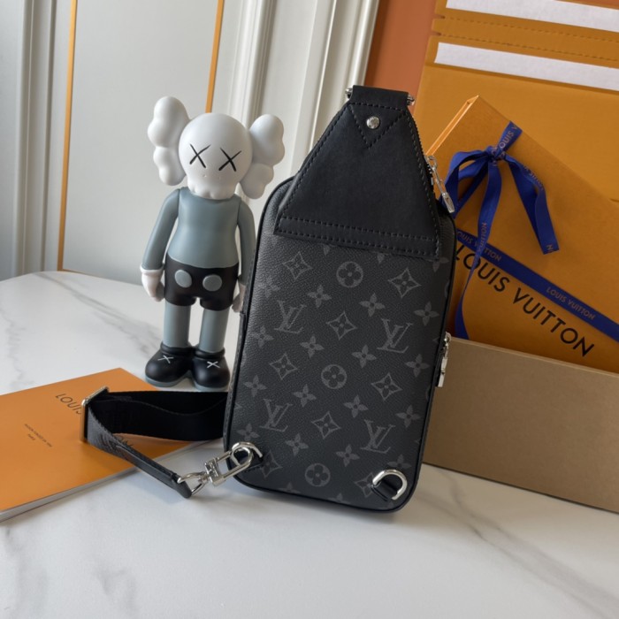 LV Avenue Slingbag M47137 LM031 33cm