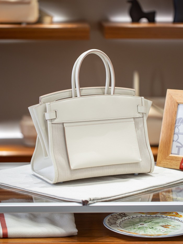 Hermes 𝐁𝐢𝐫𝐤𝐢𝐧 à 𝐥'𝐞𝐧𝐯𝐞𝐫𝐬 Bag XYZ053093 30-35cm