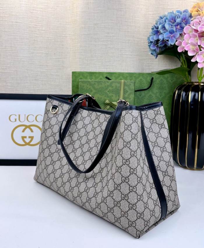 Gucci Emblem Tote 815213 LM071 38cm