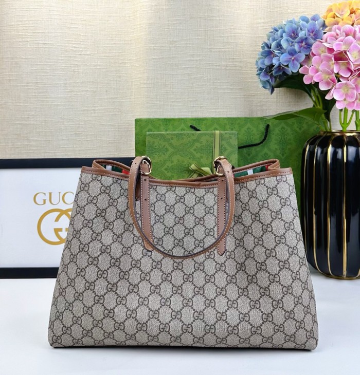 Gucci Emblem Tote 815213 LM071 38cm
