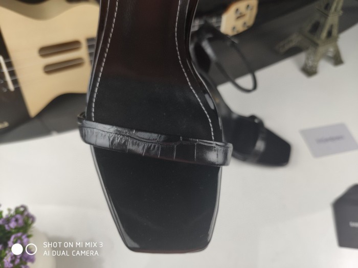 YSL Shoes 003 HL052