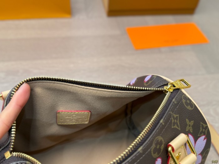 LV Speedy Bag 053 DB041 25cm