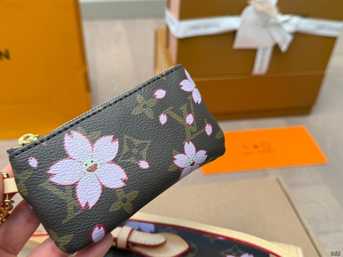 LV Bucket Bag 050 DB521 17cm