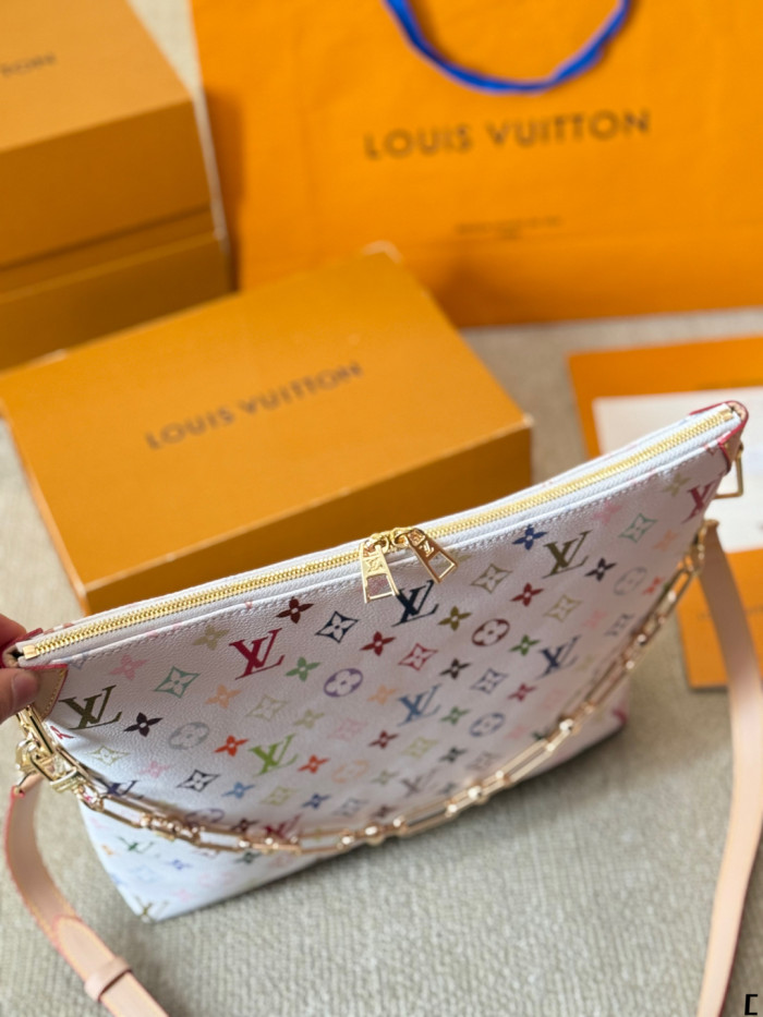 LV Coussin Hobo Bag 056 DB591 30cm