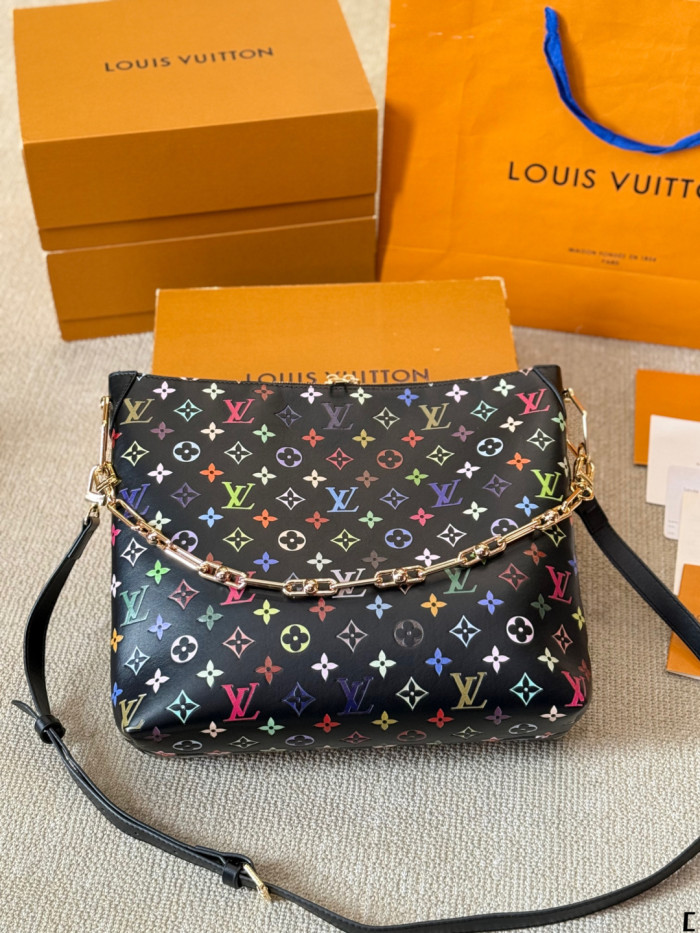 LV Coussin Hobo Bag 056 DB591 30cm