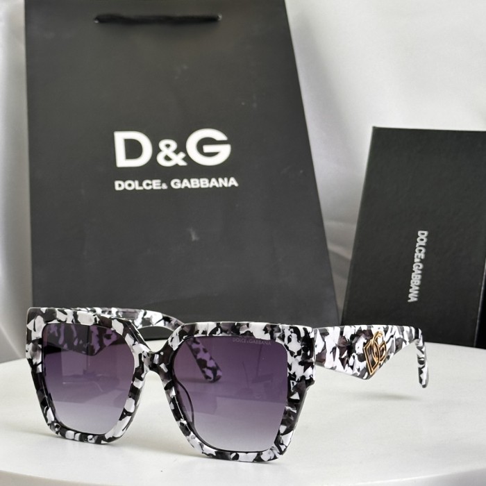 Dolce & Gabbana Sunglasses DG4438 SM051