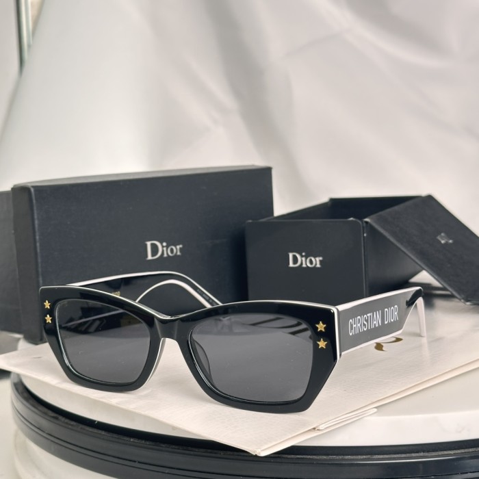 Dior Sunglasses Pacific S2U SM031