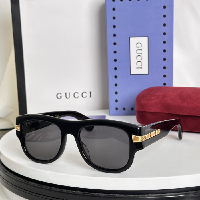 Gucci Sunglasses GG1517S SM051