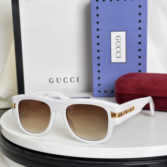 Gucci Sunglasses GG1517S SM051