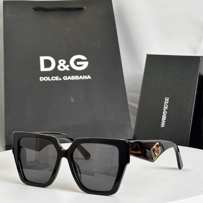Dolce & Gabbana Sunglasses DG4438 SM051