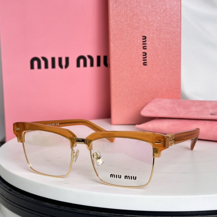 Miu Miu Sunglasses SMU10ZS SM021