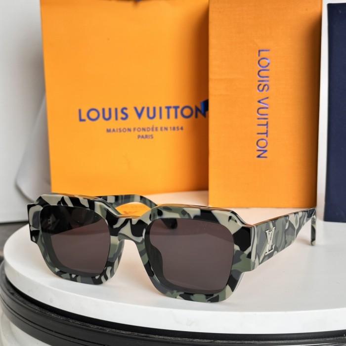 LV Sunglasses Z2611E SM051