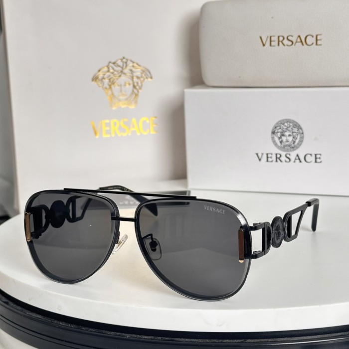 Versace Sunglasses VE4706 SM051