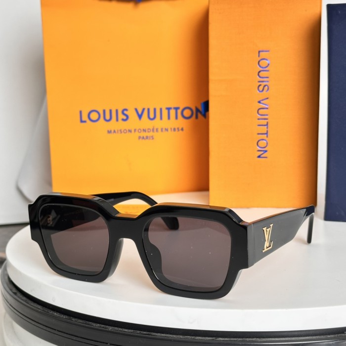 LV Sunglasses Z2611E SM051