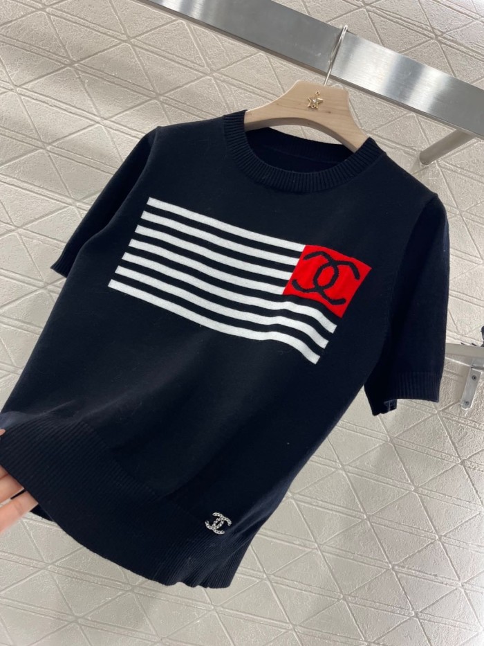 Chanel Ladieswear 002