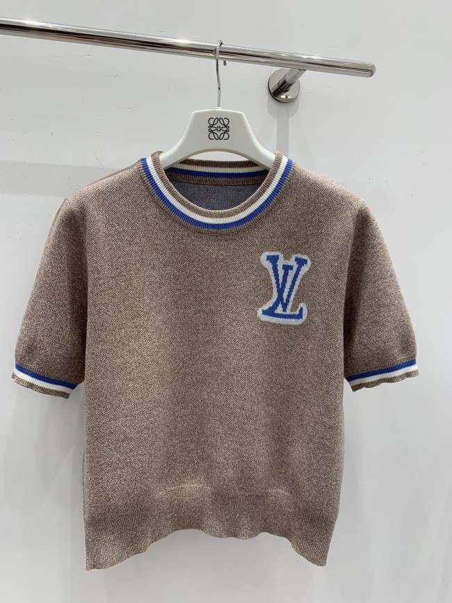 LV Ladieswear 002