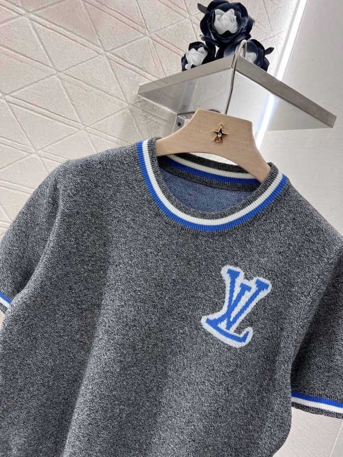 LV Ladieswear 002