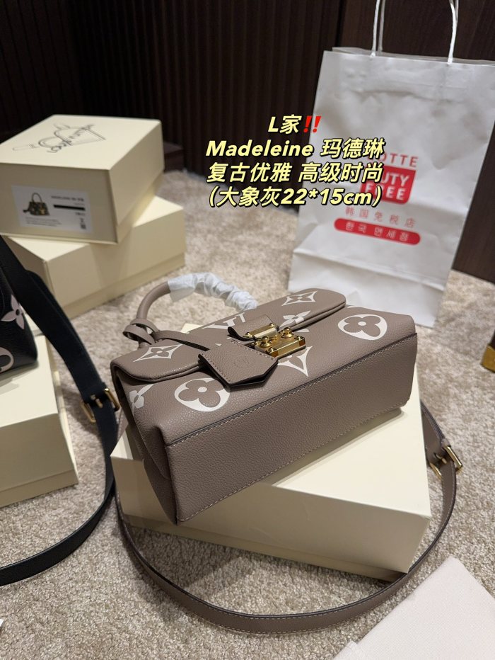 LV Madeleine Bag 062 DB591 22cm