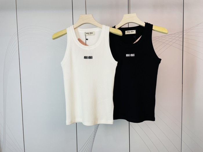 Miu Miu Ladieswear 007