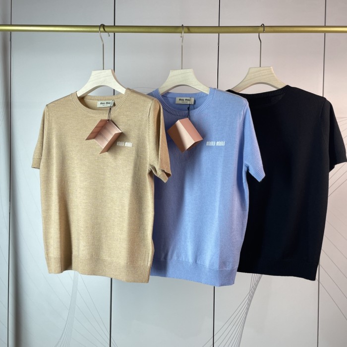 Miu Miu Ladieswear 011