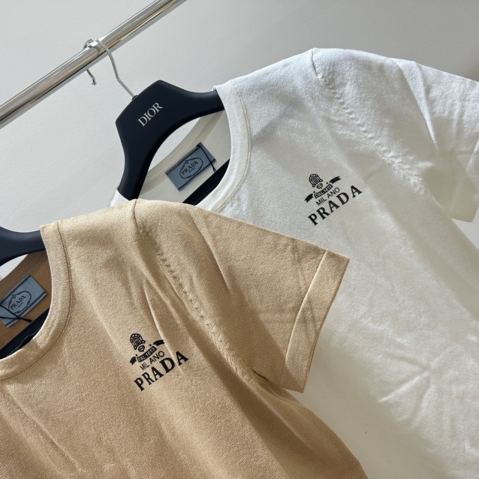 Prada Ladieswear 003