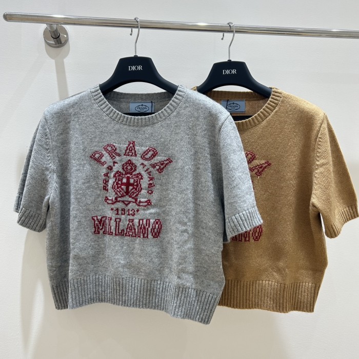 Prada Ladieswear 007