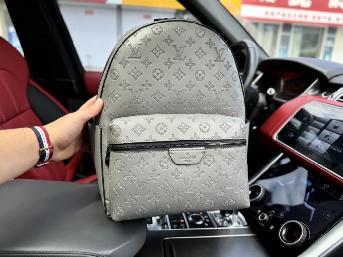 LV Discovery Backpack 22545 DB071 40cm