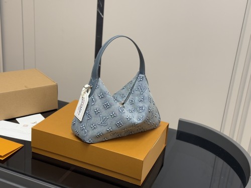 LV Hobo Shoulder Bag 077 DB581 32cm