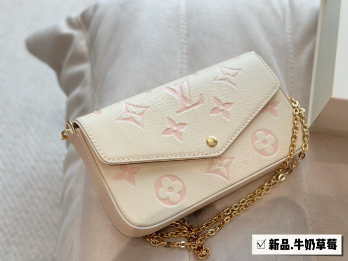 LV Pochette Félicie Bag 067 DB071 21cm