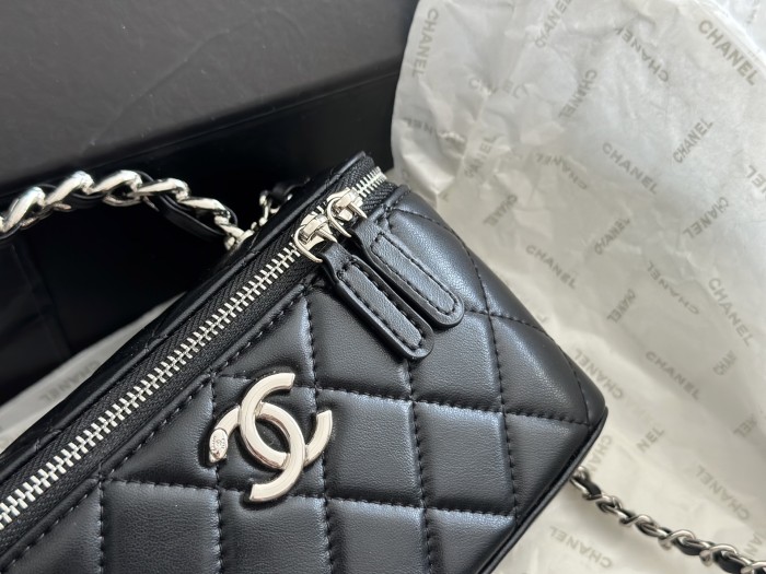 Chanel Handbag 036 DB591 19cm