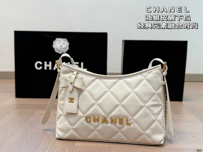 Chanel Shoulder Hobo Bag 039 DB051 28cm