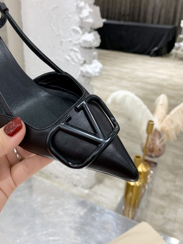 Valentino shoes 019 XM092