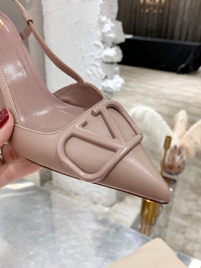 Valentino shoes 019 XM092