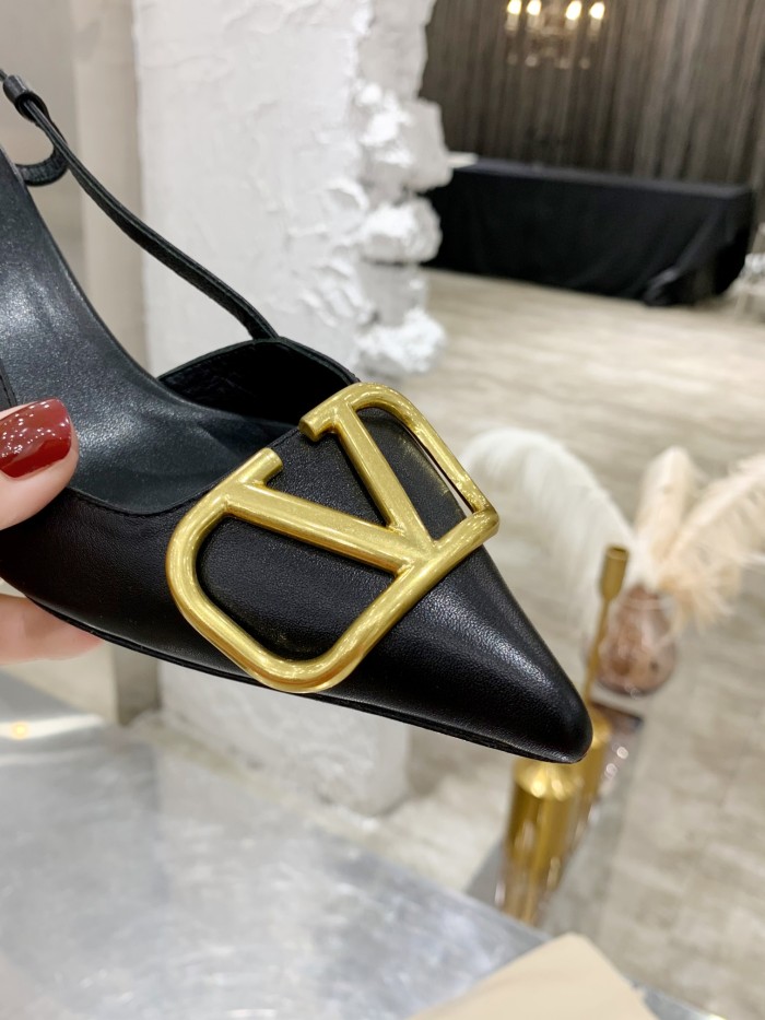 Valentino shoes 019 XM092