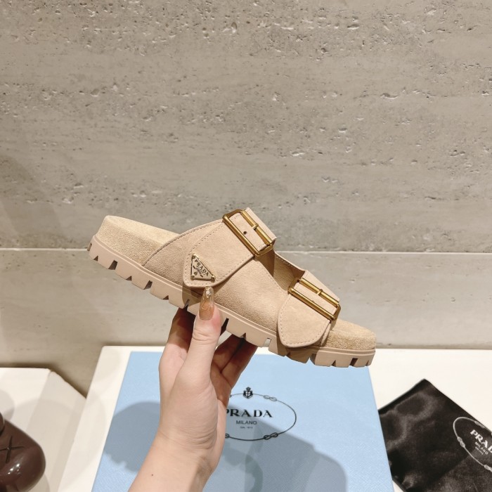 Prada shoes 075 XM092